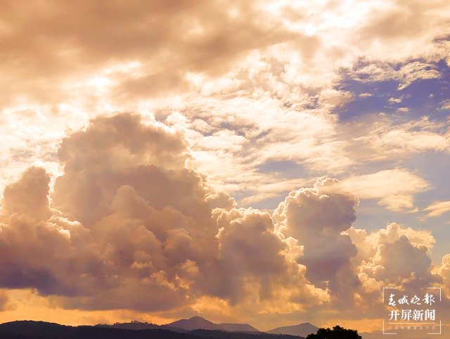 大理弥渡：彩云宛如宫崎骏漫画的彩色天空 (16).jpg