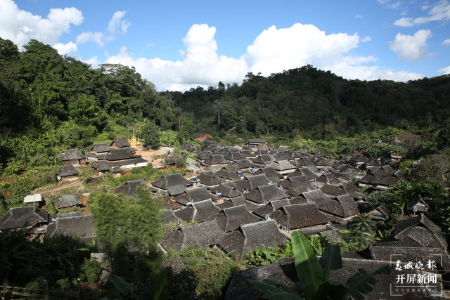 景迈山糯岗古寨 摄影 谭春.JPG