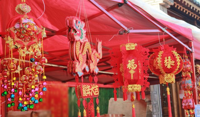 在會澤古城探尋年味兒 羅麗紅 攝 (5).JPG