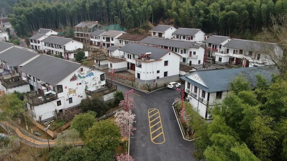 江西資溪縣烏石鎮(zhèn)新月畬族村景象。新華社記者 彭昭之 攝