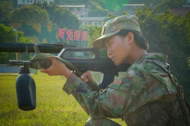 張桂梅的學(xué)生考上了軍校，還勇奪“三冠王”！