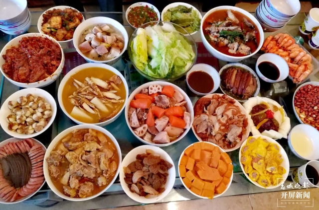 年味漸濃，今年曲靖年夜飯預(yù)定火熱,疫情下主打外賣“八大碗”