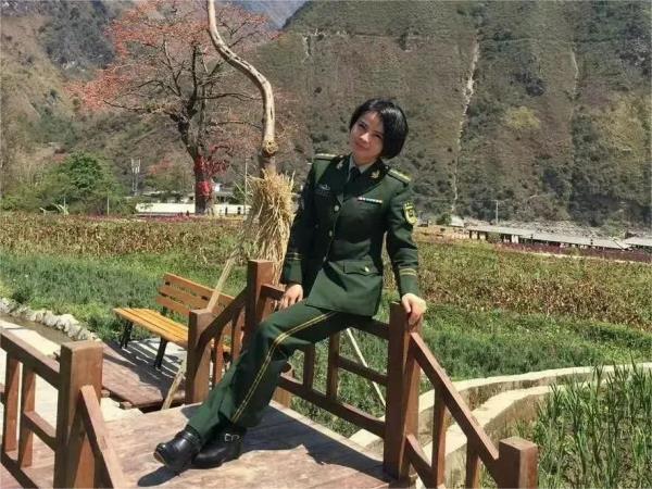 最浪漫的事，就是和心愛(ài)的人一起守邊防！