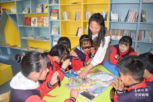 全國(guó)三八紅旗手謝紅芬（受訪者供圖）