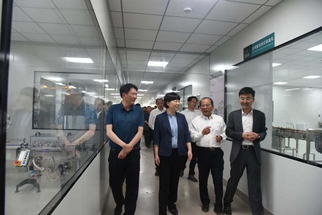 _丽江市项目攻坚玉龙县现场推进会强调：坚定不移抓产业抓项目抓招商 全力以赴拼经济稳增长促发展_丽江市项目攻坚玉龙县现场推进会强调：坚定不移抓产业抓项目抓招商 全力以赴拼经济稳增长促发展